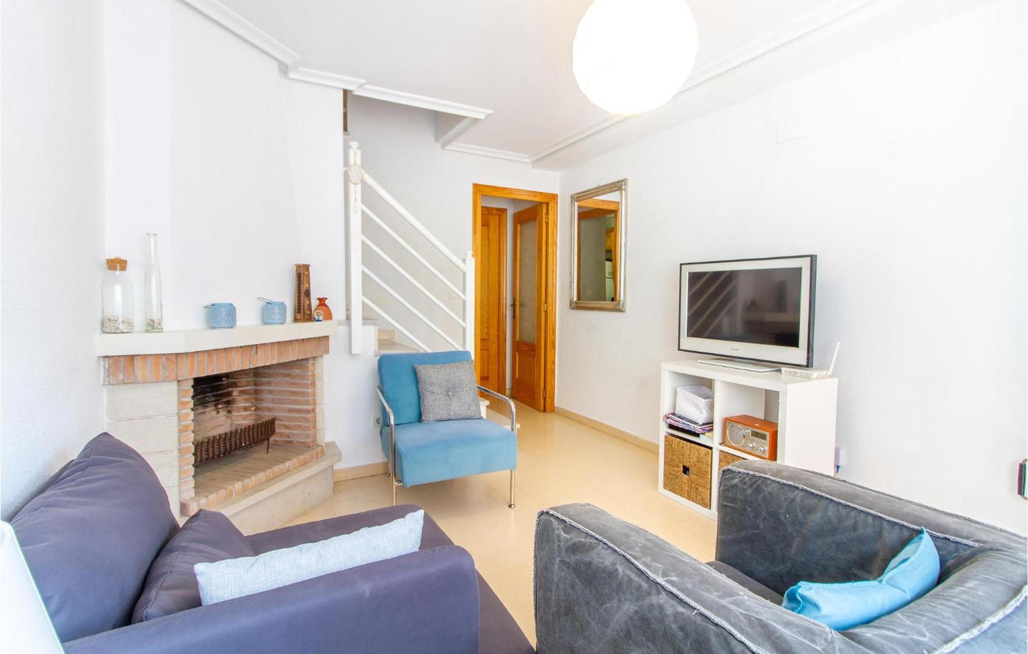 2 Bedroom Lovely Home In ซานตาโปลา ภายนอก รูปภาพ